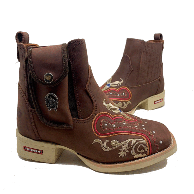 BotinaCanivete Florência
- Couro Crazy Horse Nescau | Bordados Rosa e Bege