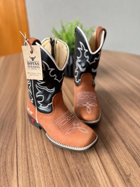 Texana Enrico Infantil - Couro Látego Preto e Horse Telha/Bordado Ramos Branco